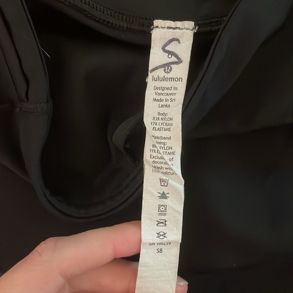 Lululemon leggings - Picture 4 of 6